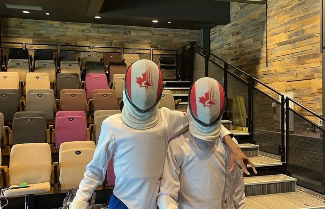 Hamid and a friend in a fencing workshop at Shad2023